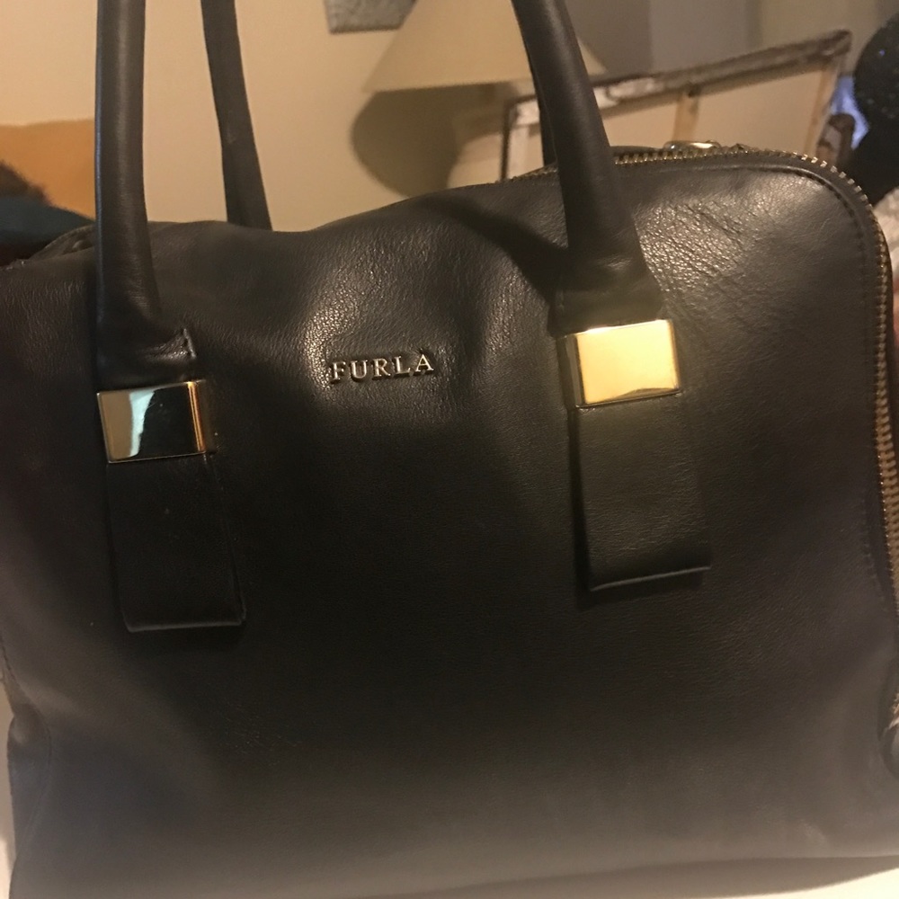 Leather bag